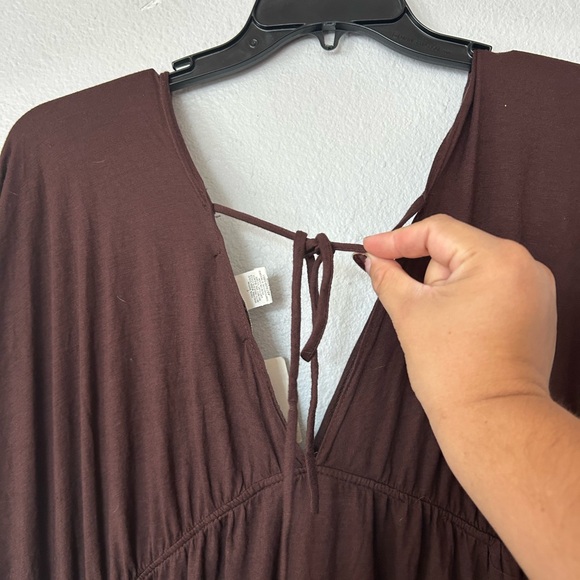 Younique Earth Brown Sleeveless Top/ cover up - Picture 6 of 6